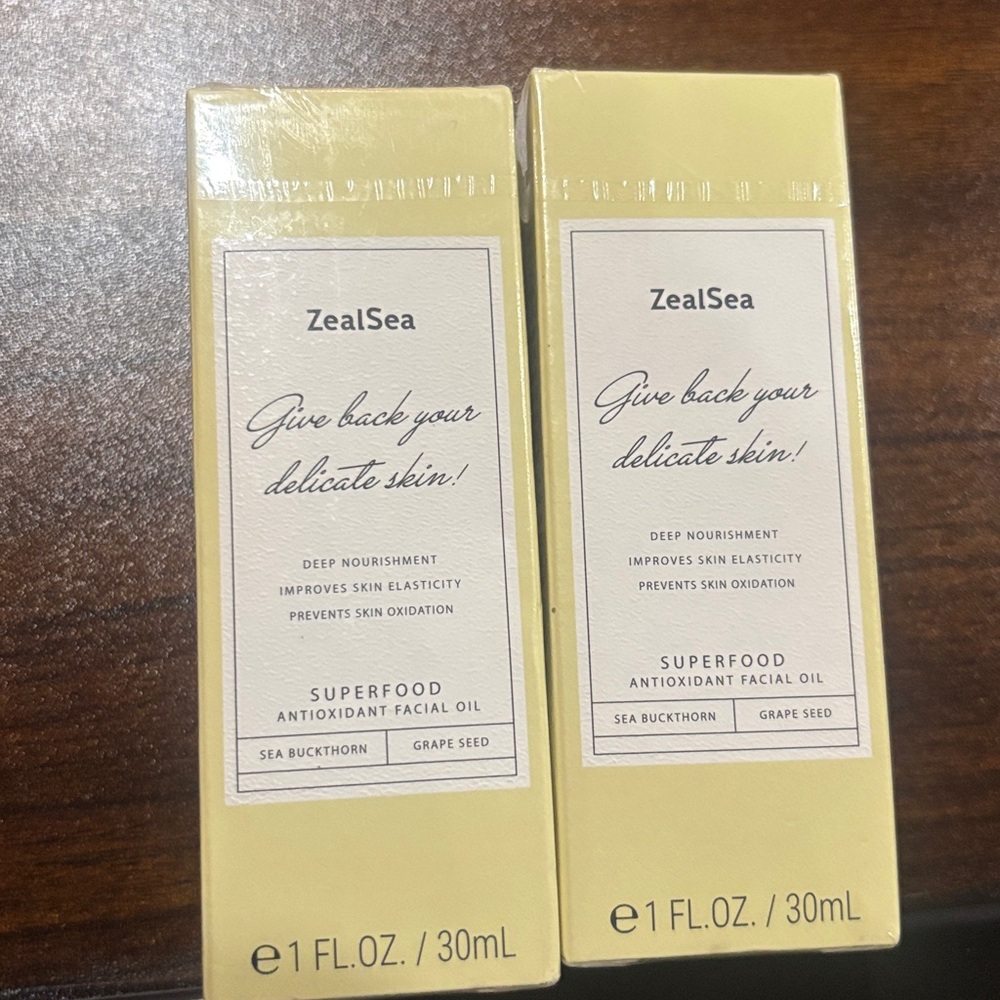2- ZealSea Antioxidant Facial Oil